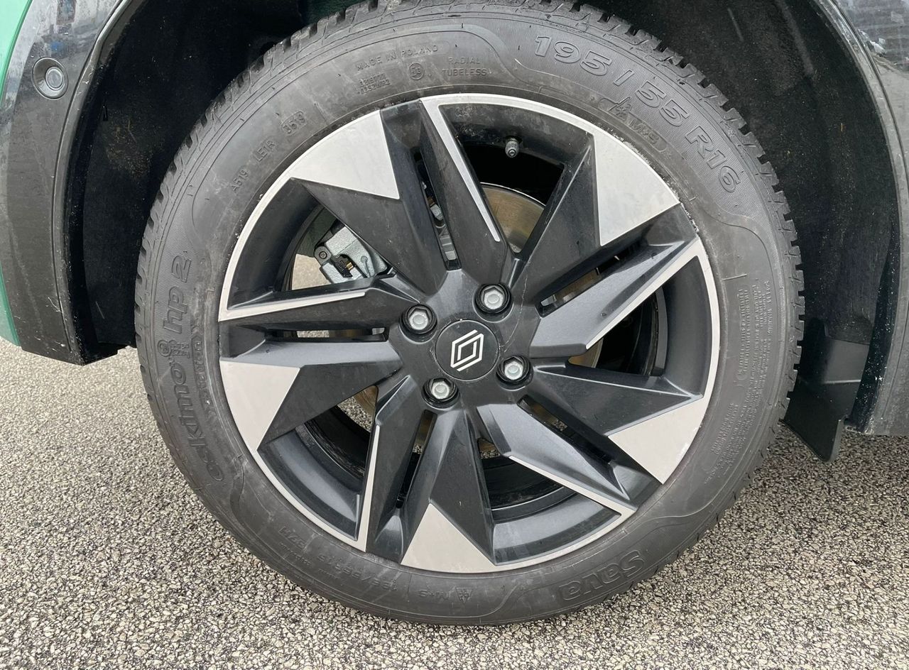 Zunanja slika - Renault Clio - techno TCE 115 - Paket Zima - 15