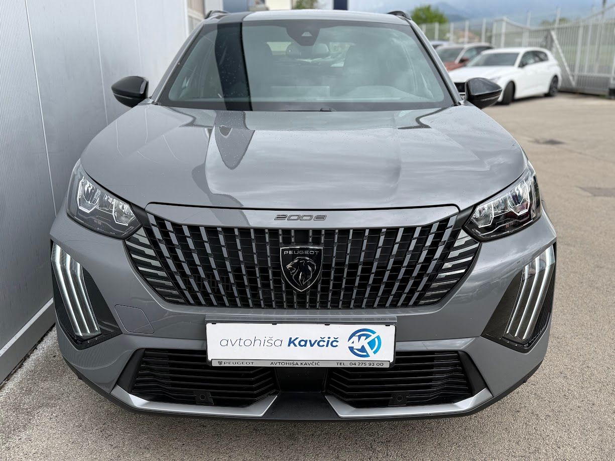 Zunanja slika - Peugeot 2008 - 1,2 PureTech 100 S&S Allure - 8