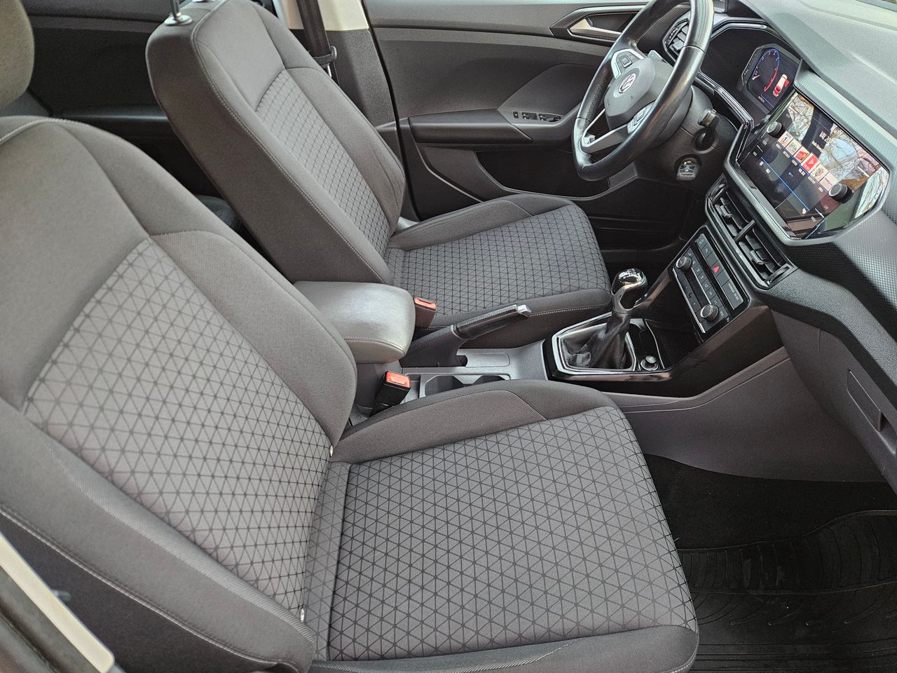 Notranja slika - VW T-Cross - 1,0 TSI BMT Style - 6