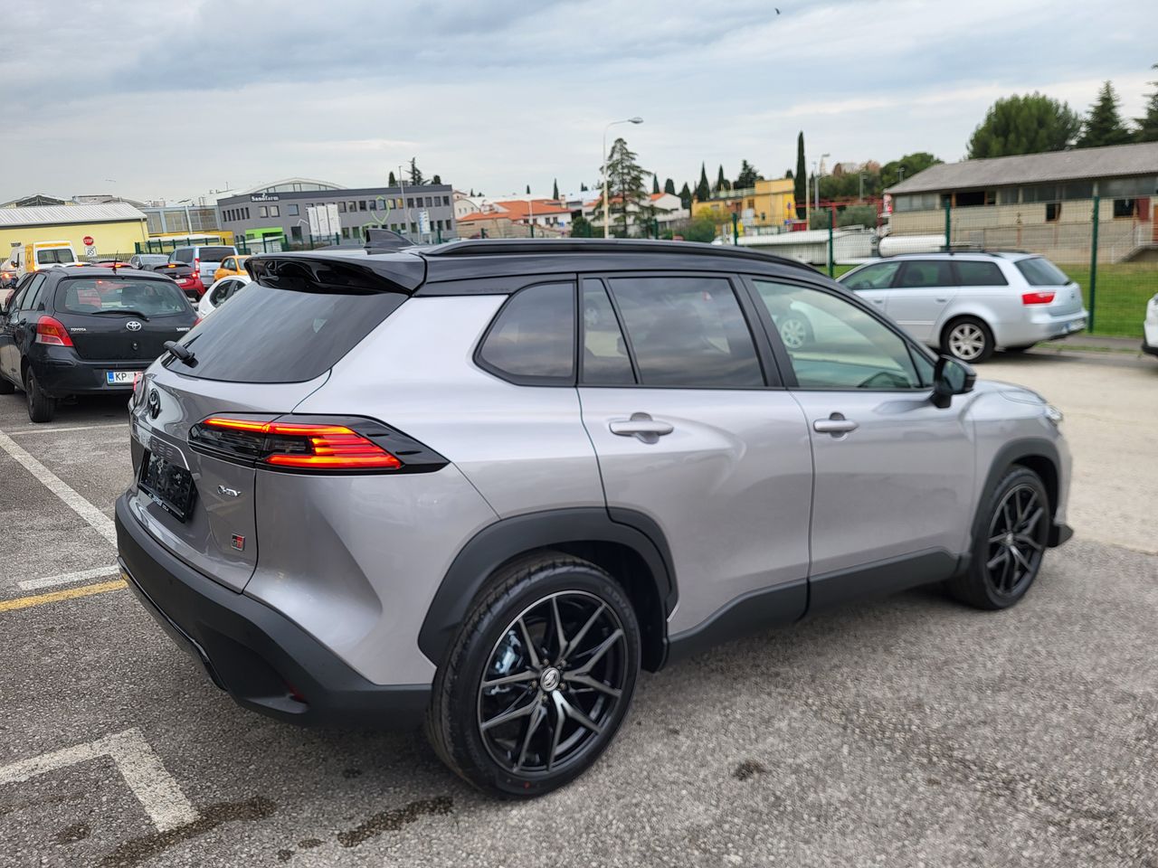 Zunanja slika - Toyota Corolla - 2.0 HEV GR Sport AWD - 7