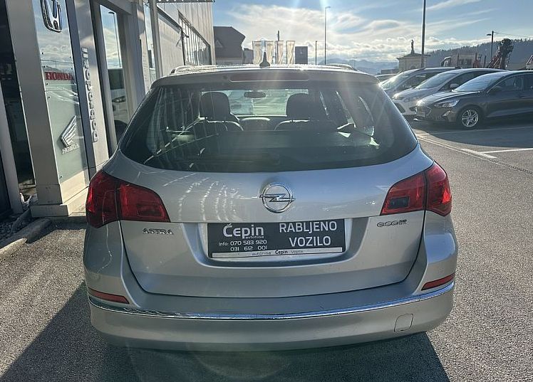 Zunanja slika - Opel Astra - 1.6 CDTI 81KW S S ENJOY ST - 6