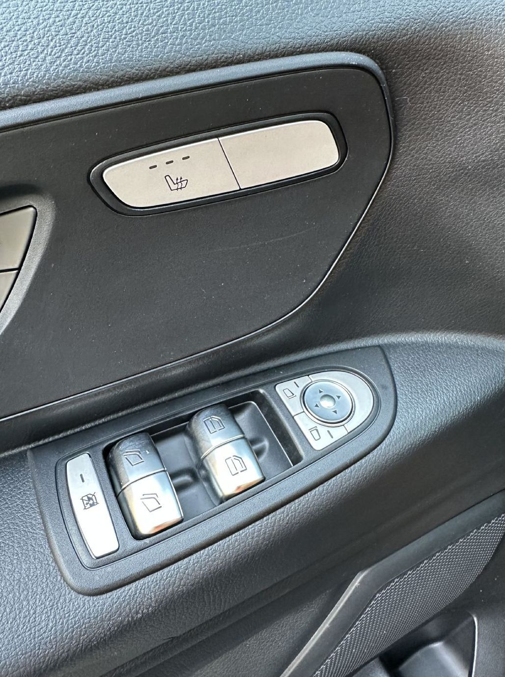 Zunanja slika - Mercedes-Benz Vito - 4x4-LANG-WEBASTO-2xPDC-NAVI-GRET.SEDEŽEV-7+1-VK... - 15