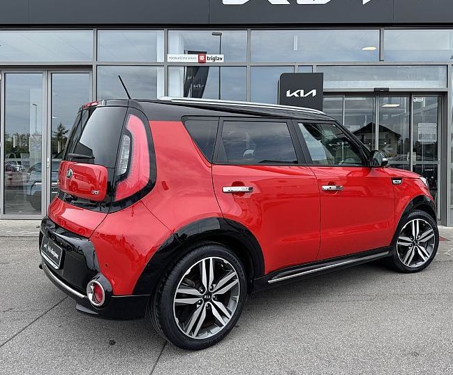 Zunanja slika - KIA Soul - 1.6 CRDi AVTOMATIK -KAMERA -NAVI -KEYLESS -USNJE - 5