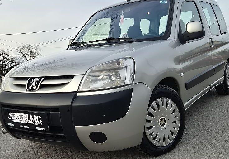 Zunanja slika - Peugeot Partner - Kombi STYLE 1.6 HDi 90 LEPO OHRANJEN - 7