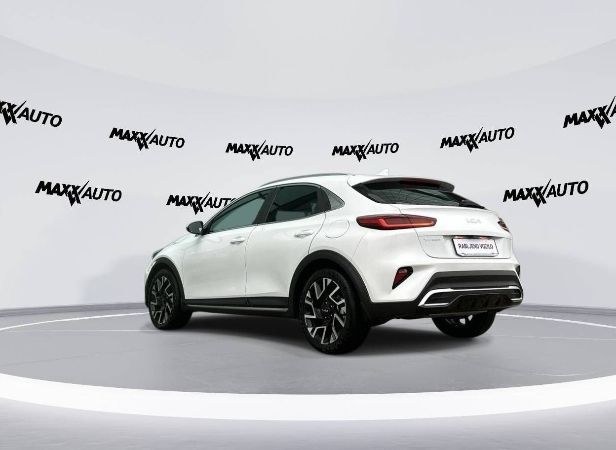 Zunanja slika - KIA XCeed - 1.5 T-GDi EX Way+ ISG. M T 103 kW - 7