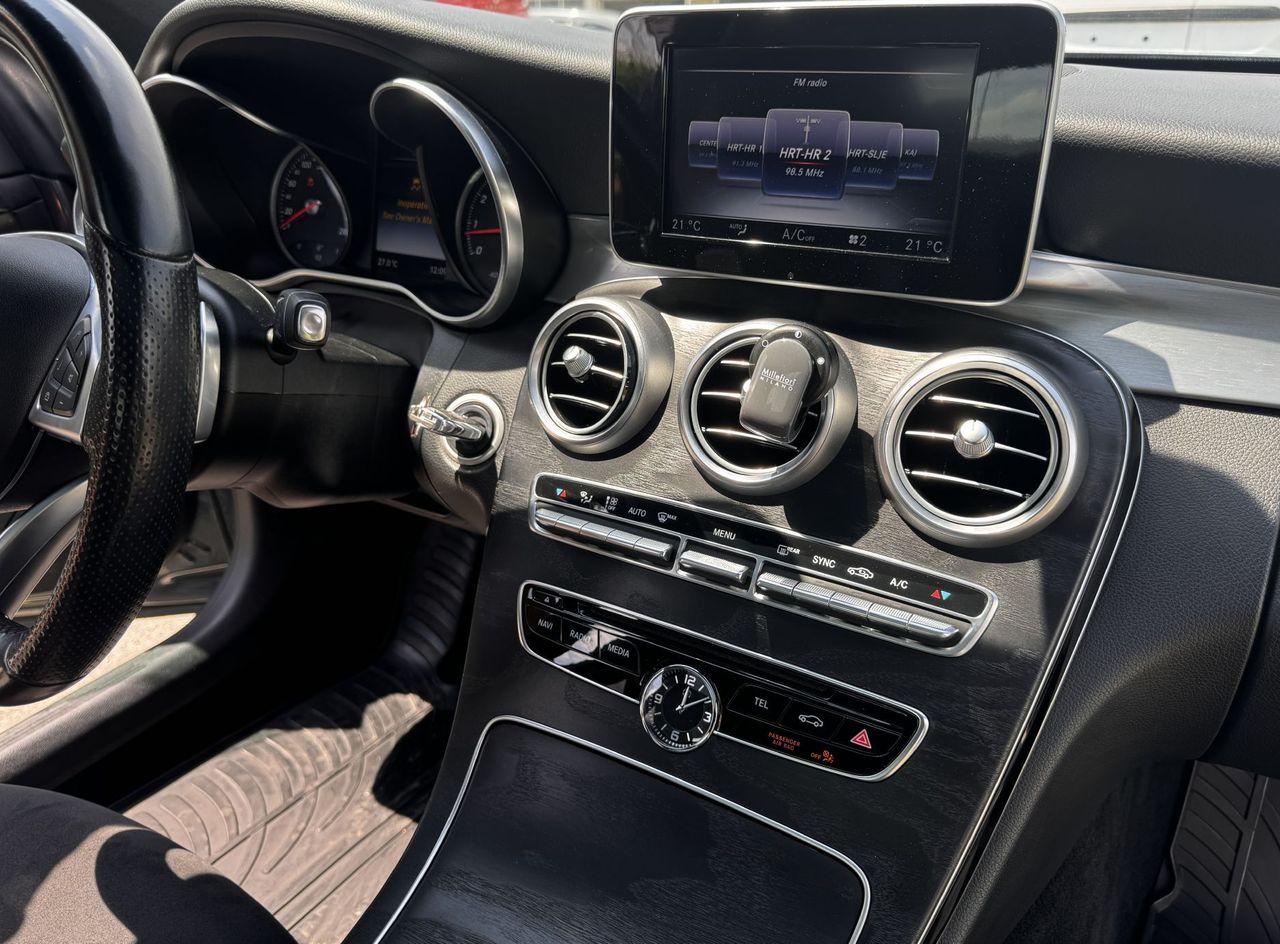 Zunanja slika - Mercedes-Benz C-Razred - C 200 AMG Line Z ENOLETNIM JAMSTVOM - 8