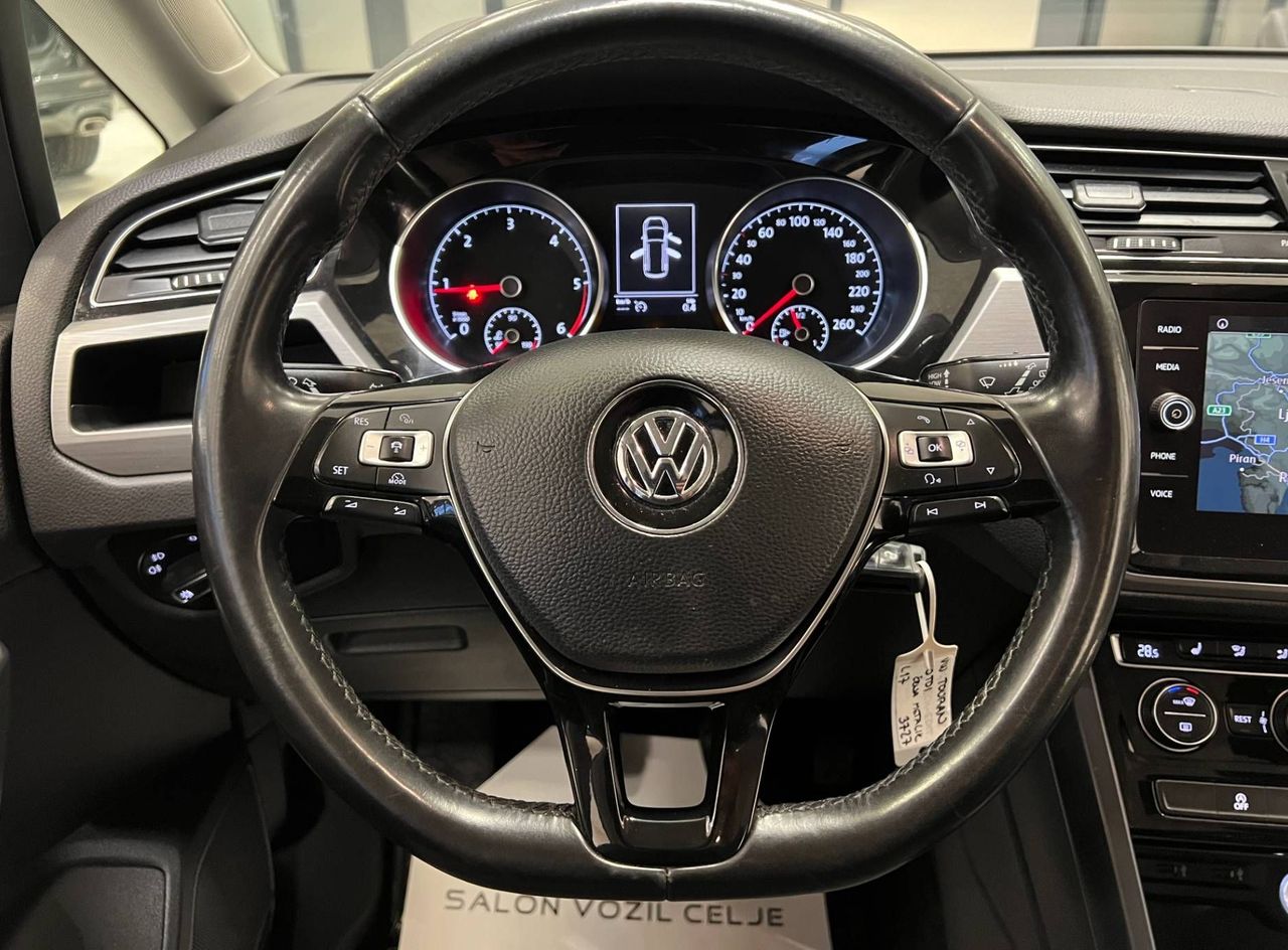 Zunanja slika - VW Touran - 2.0TDI-150KM-HIGHLINE-NAVI-ACC-2X-PDC-PRIKLOP-18C - 12