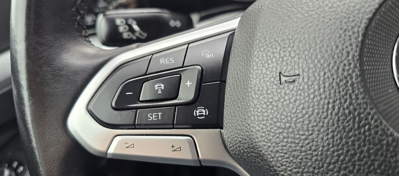 Zunanja slika - VW Golf - 2.0 TDI  -LE 34.000KM-1.LASTNIK-SLOVENSKI-KOT NOV- - 18