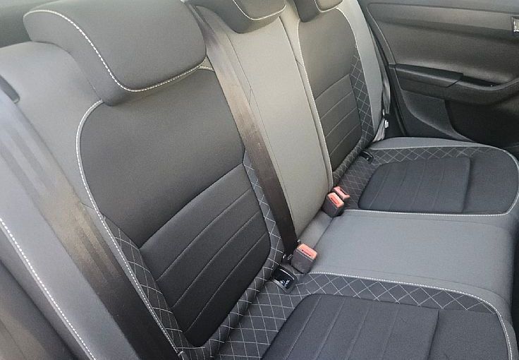 Zunanja slika - Škoda Fabia - 1.0 75ks °LED° °OGR.SEDEŽI° °2x PARK.SENZORJI° - 12