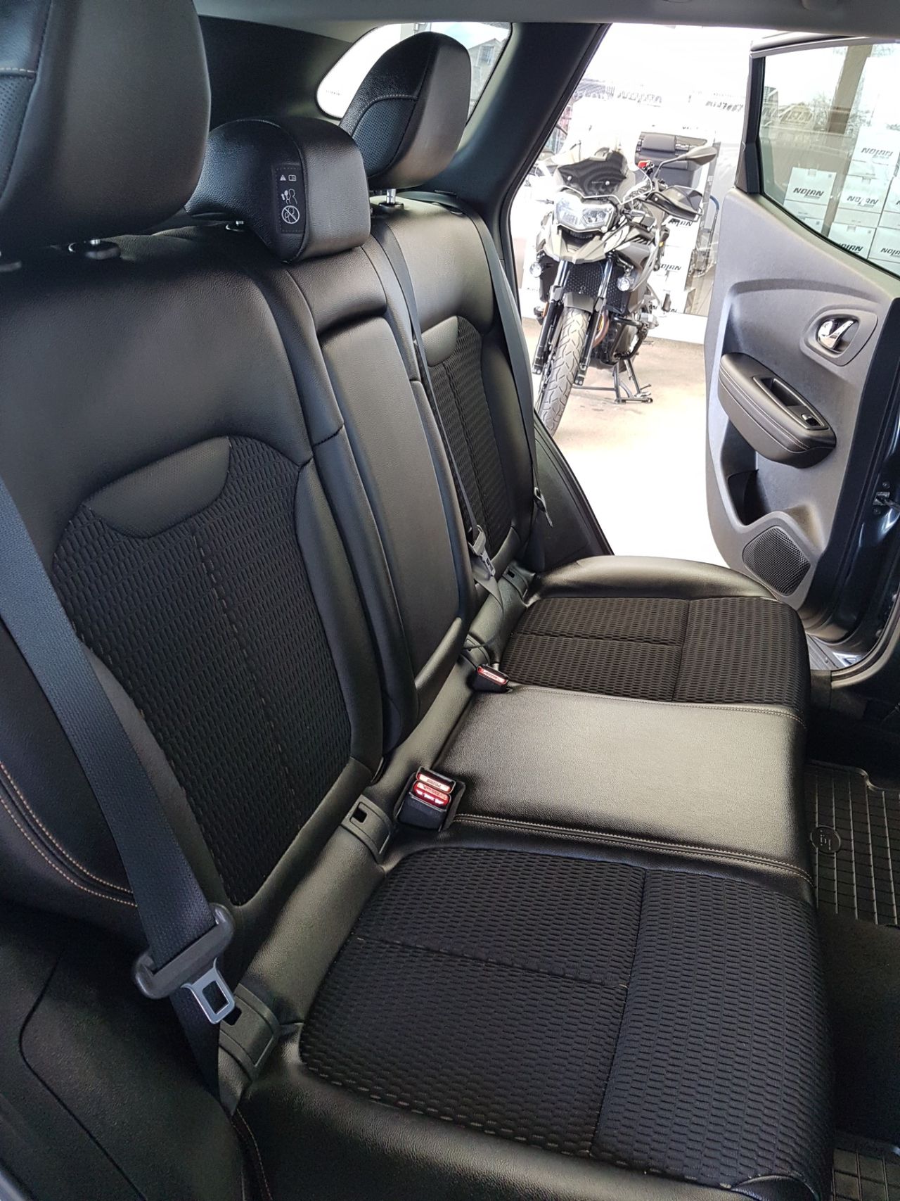 Zunanja slika - Renault Kadjar - 4x4 dCi 130 Energy - 15