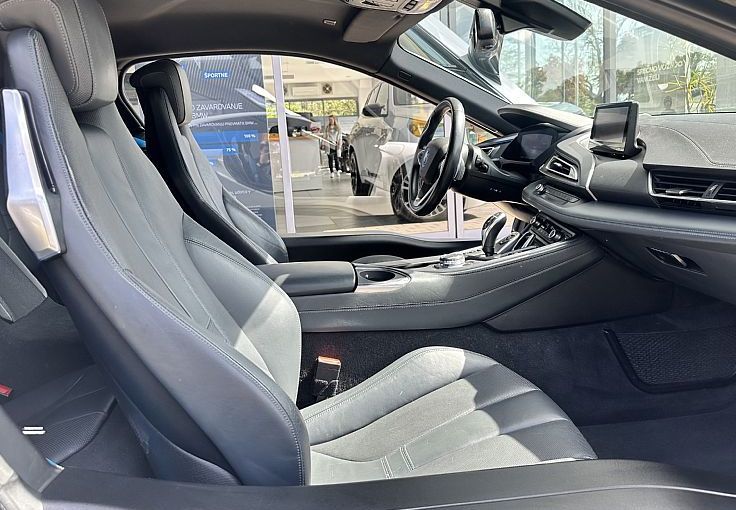 Zunanja slika - BMW i8 - Avt. I   HEAD UP - 9