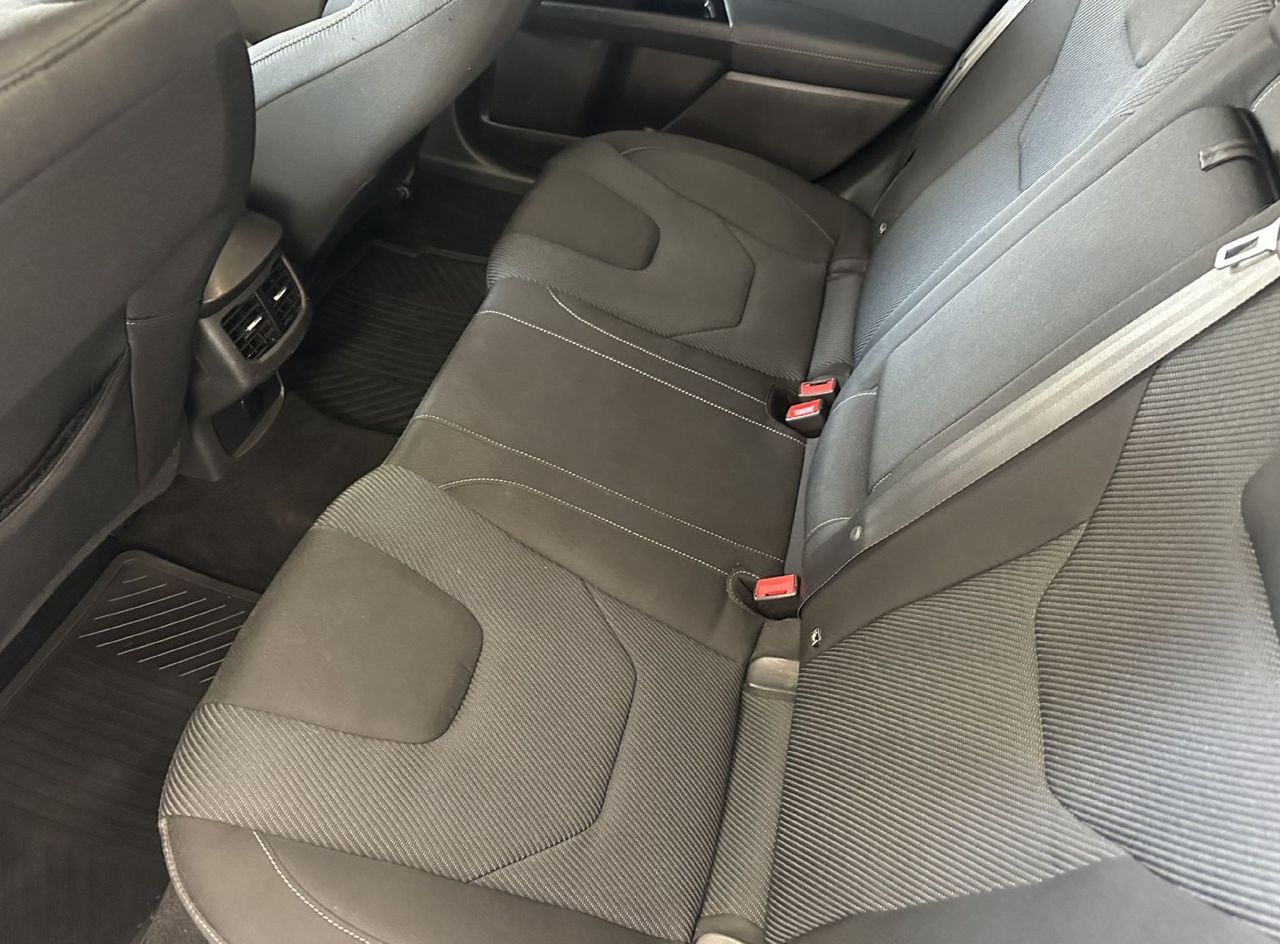 Zunanja slika - Ford Mondeo - Karavan 2.0 TDCi Titanium,NAVI,SAMO 115.OOO KM - 4