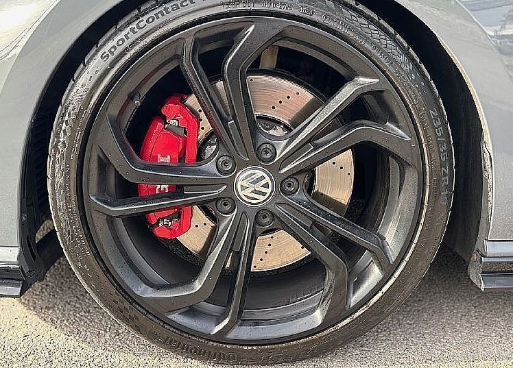 Zunanja slika - VW Golf - 2.0 GTI TCR - AKRAPOVIČ - PANORAMA - ALCANTARA - 6