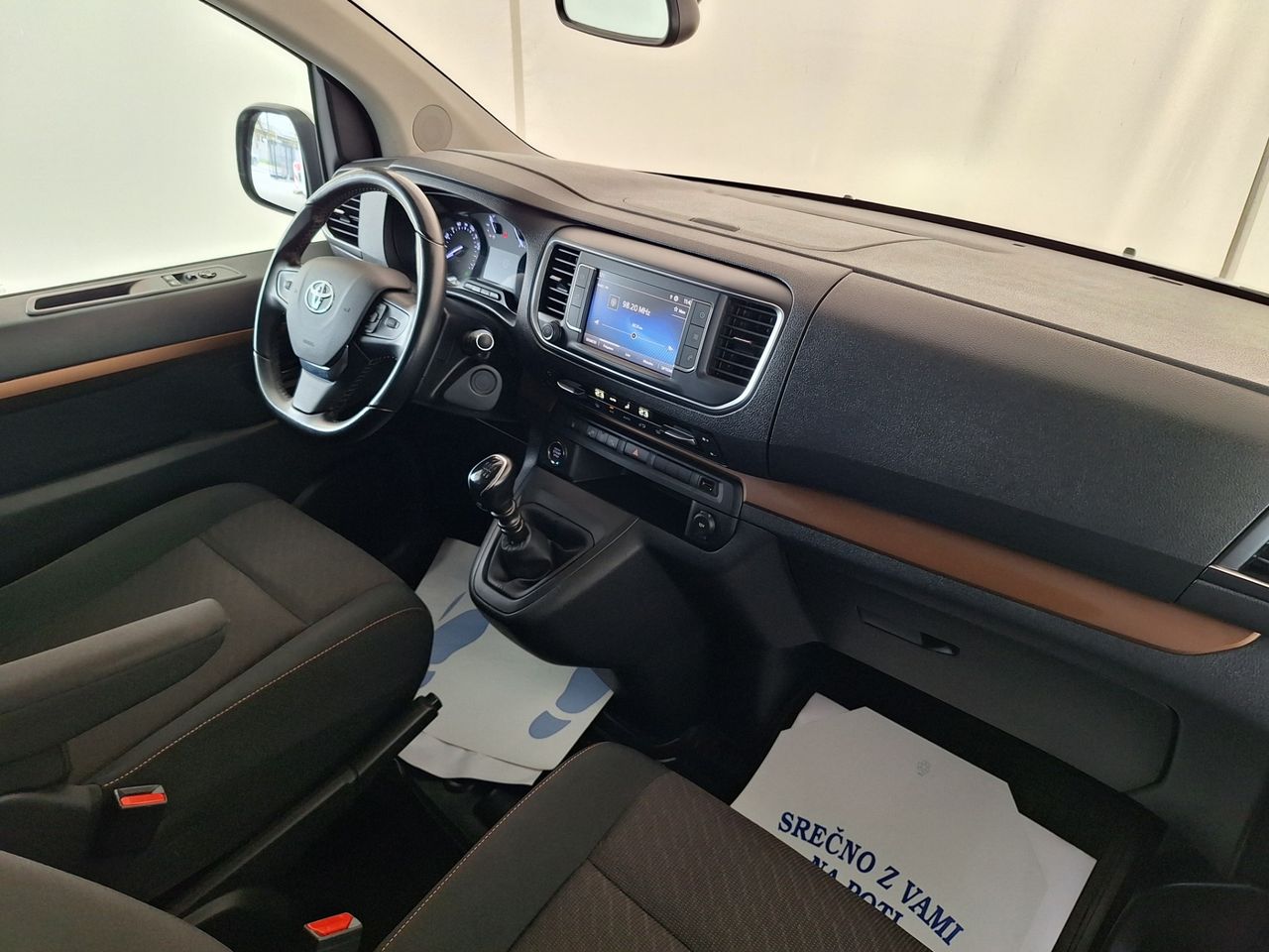 Zunanja slika - Toyota Proace - 2.0 D-4D Family Long - 4