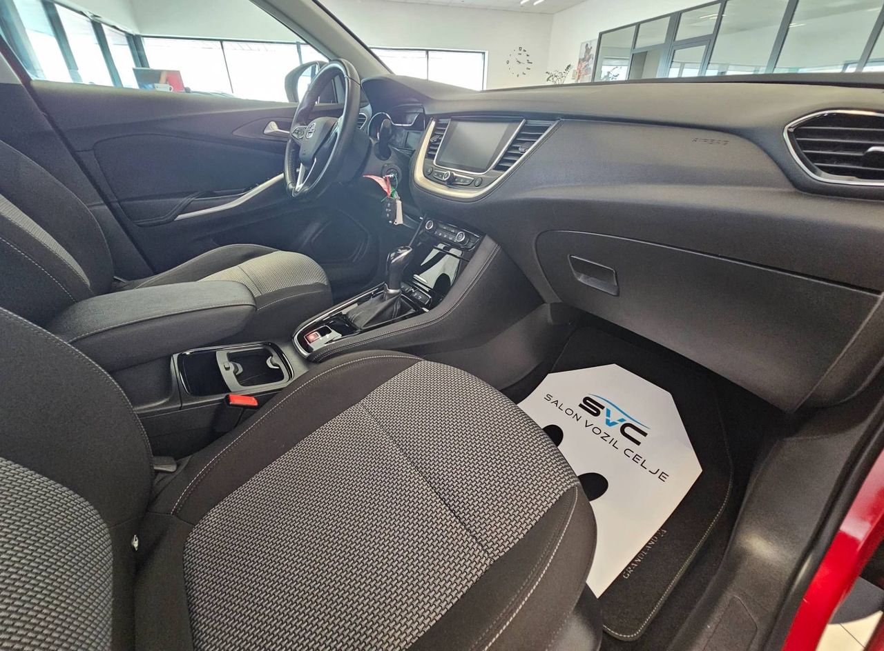 Zunanja slika - Opel Grandland X - 1.2-JAMSTVO-OPRAVLJEN VELIK SERVIS-OBROK ŽE 143€ - 11