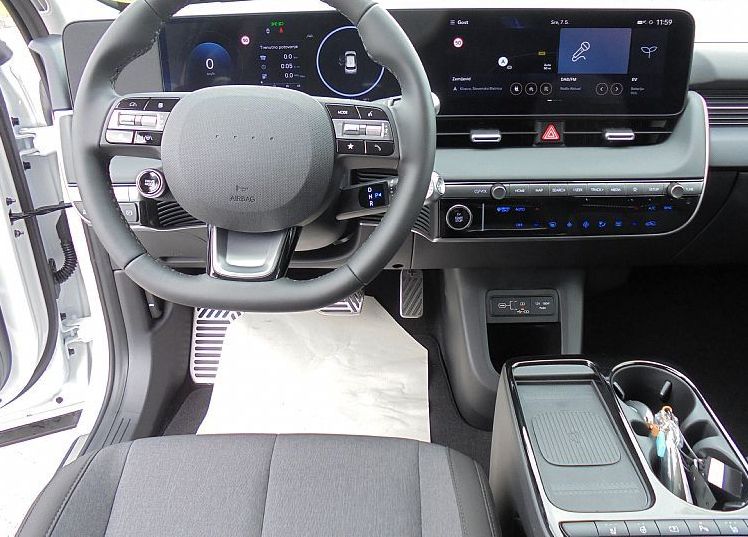 Zunanja slika - Hyundai Ioniq 5 - 168kW FL PREMIUM 84kWh toplotna. el.kljuke. - 9