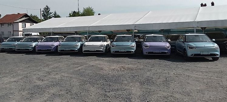 Zunanja slika - Dongfeng Box - VSE BARVE NA ZALOGI - SUBVENCIJA -7.200 EUR - 2