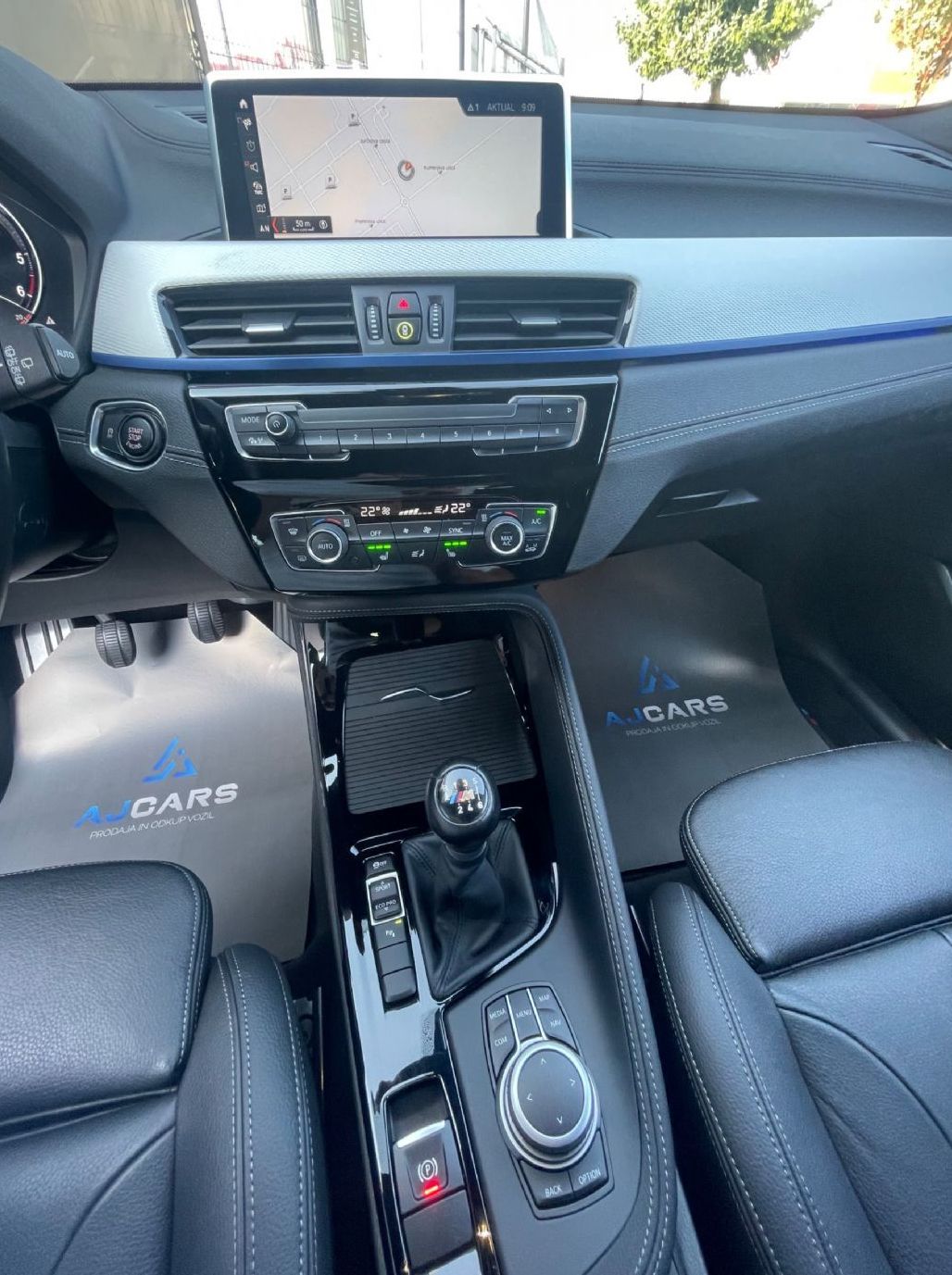 Zunanja slika - BMW X2 - serija : sDrive18d M Sport-Usnje-Lane assist-Kamera-Ambie - 12