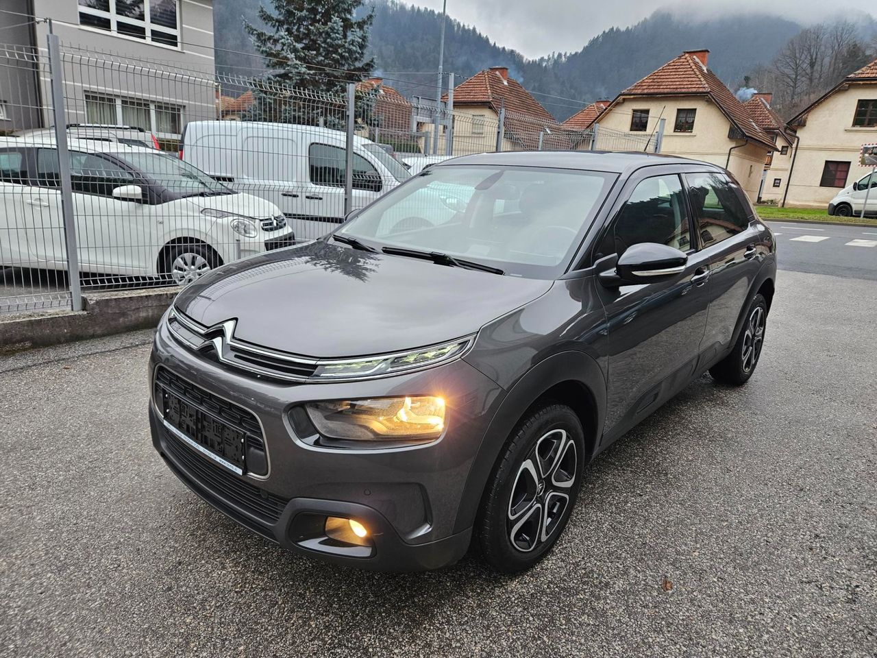 Zunanja slika - Citroën C4 - Cactus 1.2 PURETECH 110  - Feel Business - 2