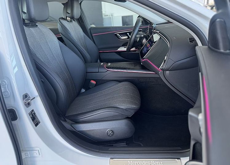 Zunanja slika - Mercedes-Benz E-Razred - 220d-AUT-MULTIBEAM-DISTRONIC-NAVI-MEMORY-PREMIUM - 11