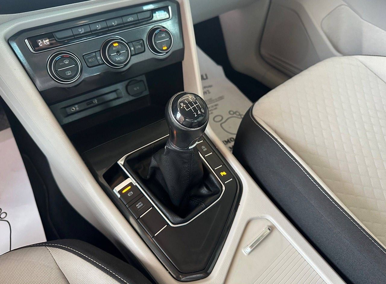 Zunanja slika - VW Tiguan - 2.0 TDI 20COL R-LINE LED NAVI PDC RADARSKI TEM T.. - 17