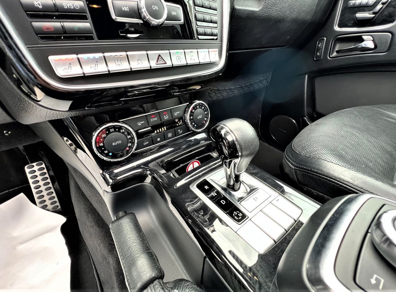 Zunanja slika - Mercedes-Benz G-Razred - G 350 d AMG LED BI-XENON ŠIBEDAH USNJE ALU21 - 16