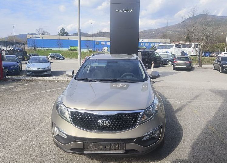Zunanja slika - KIA Sportage - 1.7 CRDi VGT 85 kW EX Urban - 1