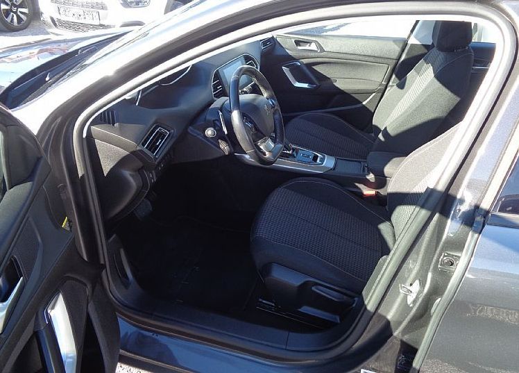 Zunanja slika - Peugeot 308 - 1.2 130hp - AUTOMATIC - VSA SERVISNA ZGODOVINA - 5