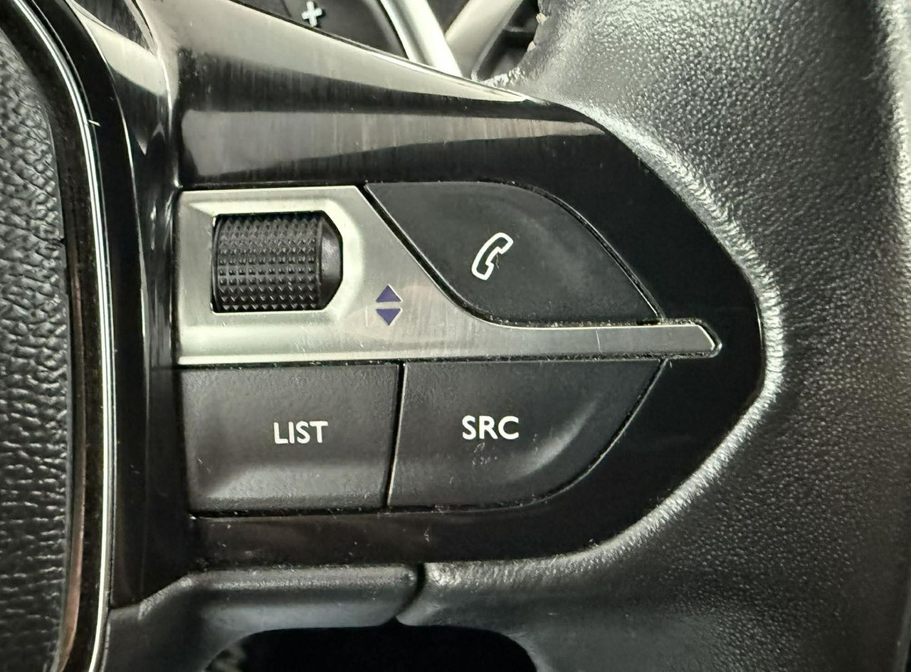 Zunanja slika - Peugeot 5008 - 1.2 PureTech 96 KW Avt.NAVI.KAMERA.2023.13MES.JAMS - 19