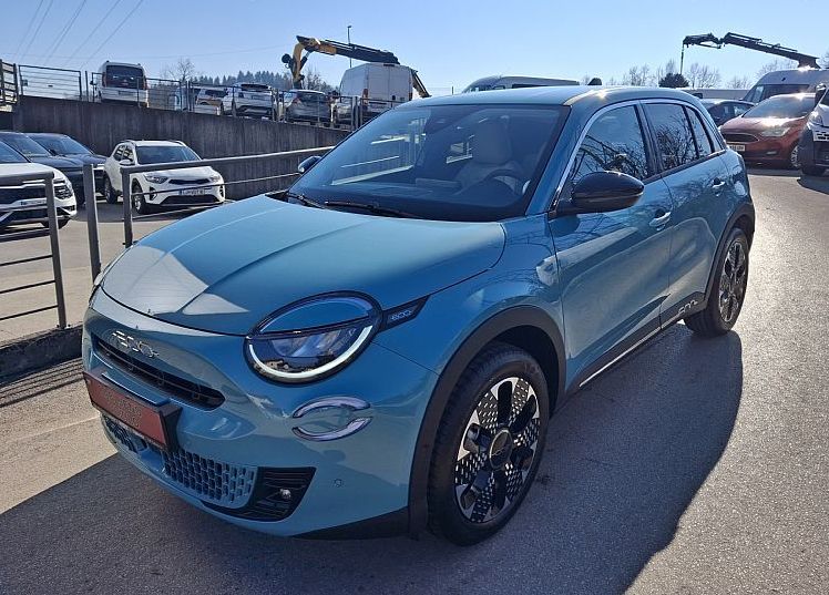 Zunanja slika - Fiat 600 - 1.2 T3 Hybrid E-DCT6 145 La Prima - 1