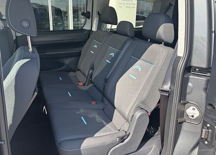 Zunanja slika - Ford Tourneo Connect - 2.0 TDCi EcoBlue 90kW A6 - ACTIVE FWD - 8