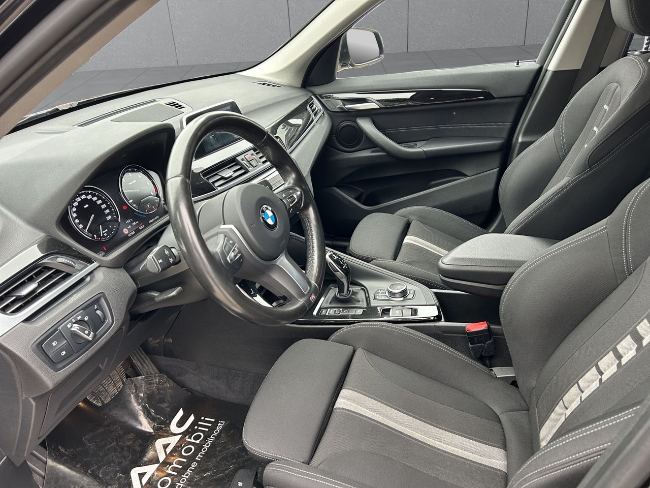 Zunanja slika - BMW X1 - XDRIVE 18/D AUT. - 6