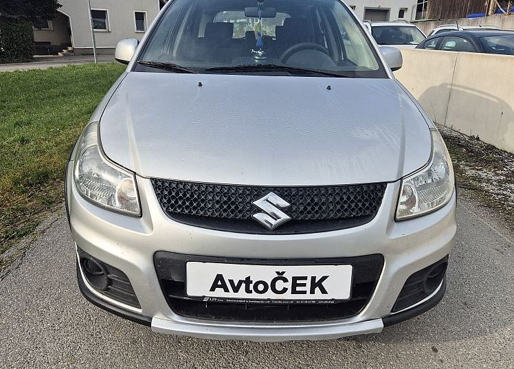 Zunanja slika - Suzuki SX4 - 2.0 TD 4x4 + BREZ POLOGA + EURO 5 - 2
