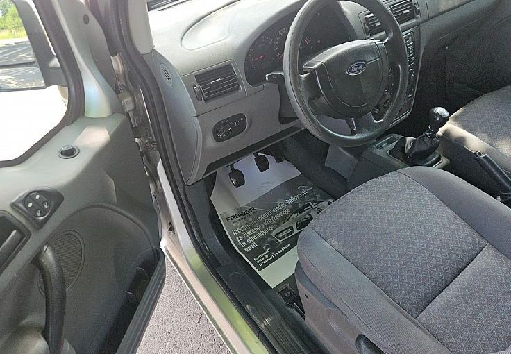 Zunanja slika - Ford Tourneo - CONNECT 1.8 TDCI 90ks °KLIMA° - 6