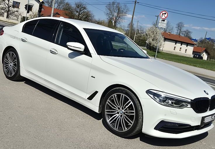 Zunanja slika - BMW Serija 5 - : 520d EXCLUSIVE °ALU 19 °HUD °ACC °NIGHT VISION - 2