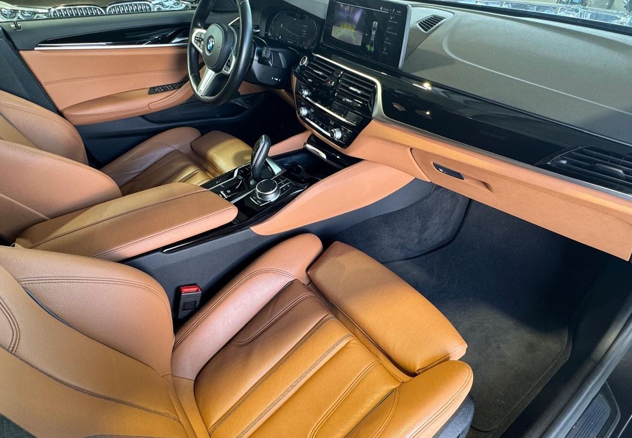 Zunanja slika - BMW Serija 5 - Touring: 540d-XDRIVE-NAVIGACIJA-RADAR-USNJE-VIRTUAL-LED- - 10
