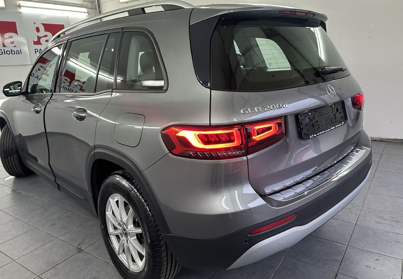 Zunanja slika - Mercedes-Benz GLB-Razred - GLB 200 d.KAMERA.USNJE.ACC.LED.NAVI.SAMO 137.000KM - 5