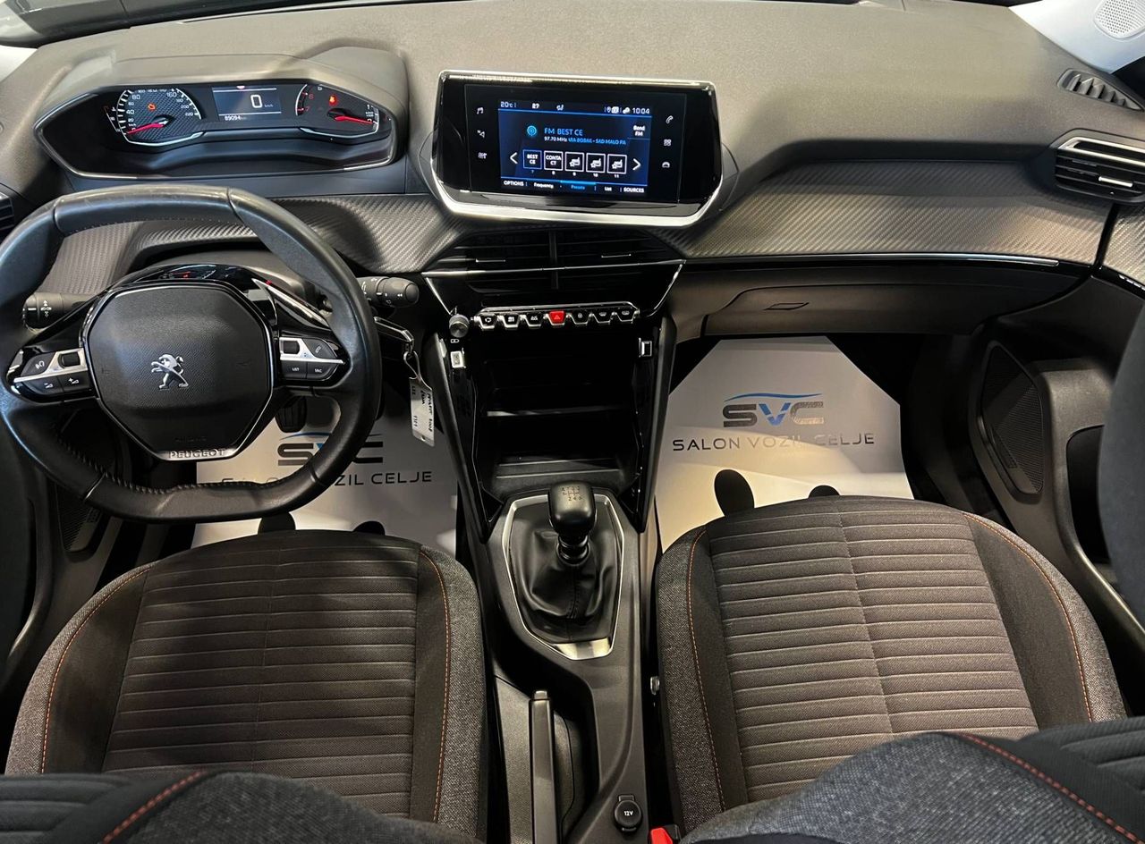 Zunanja slika - Peugeot 2008 - 1.2-100KM-LINE-ASS-NAVI-PDC-TEMP-DIGI-KLIMA-ALU- - 10