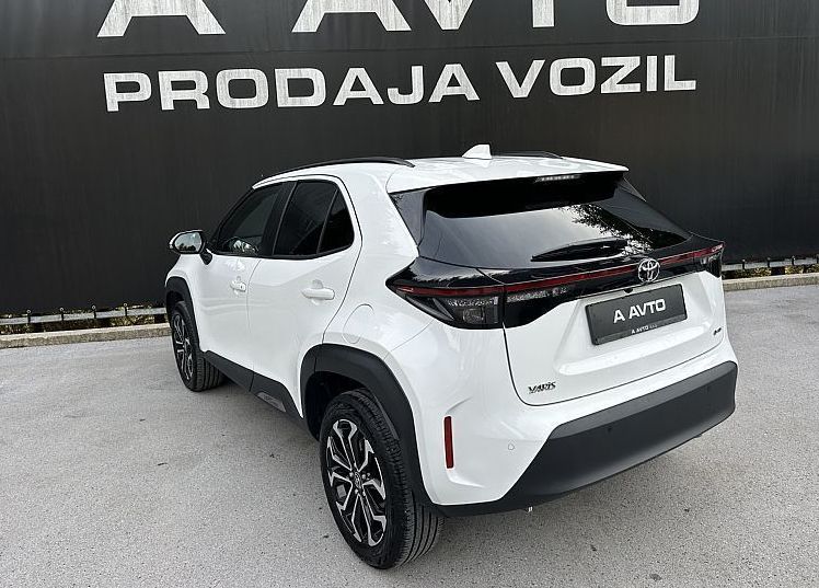 Zunanja slika - Toyota Yaris Cross - 1.5 VVT-i hibrid Sport-NAVI-KAMERA-LED-FULL ASSIS - 5