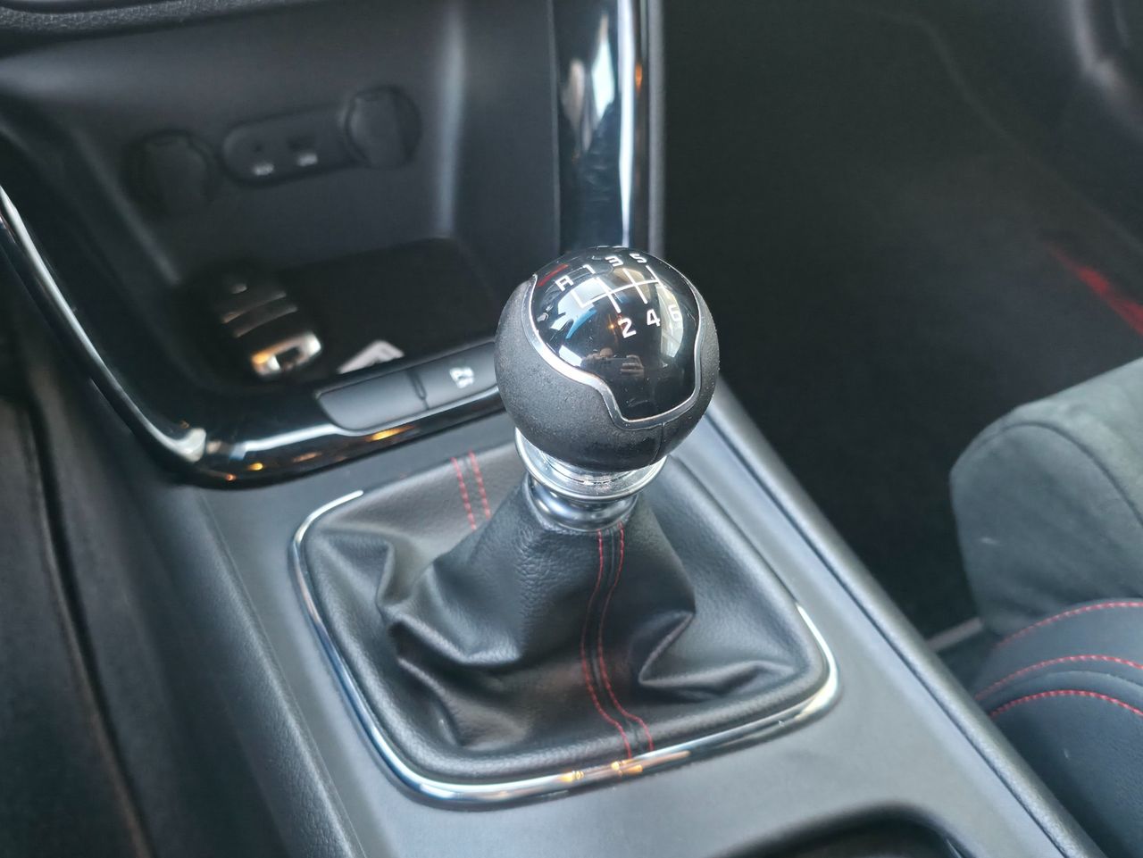 Zunanja slika - KIA ProCeed - Bencinski 1.6 T-GDi EX GT - 9