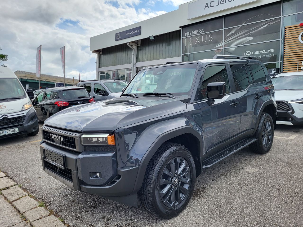 Zunanja slika - Toyota Land Cruiser - Land Cruiser - 3