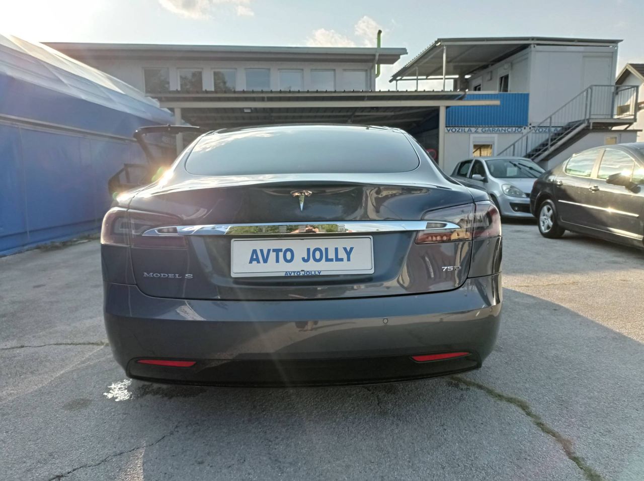Zunanja slika - Tesla Model S - Model S - 3