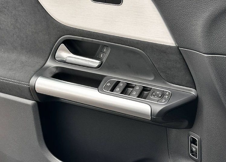 Zunanja slika - Mercedes-Benz GLA-Razred - GLA 180 AMG Line Edition - 9