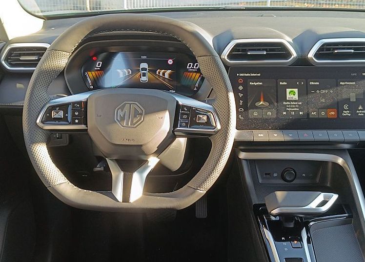 Zunanja slika - MG MG ZS - ZS 1.5L Hybrid Luxury - 8