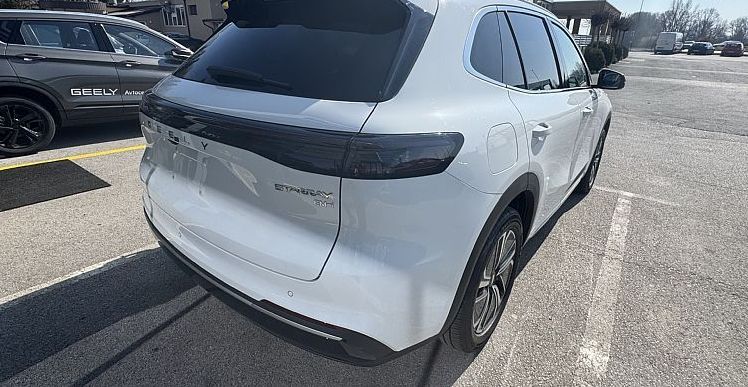 Zunanja slika - Geely StarRay EM-i - MAX - 3