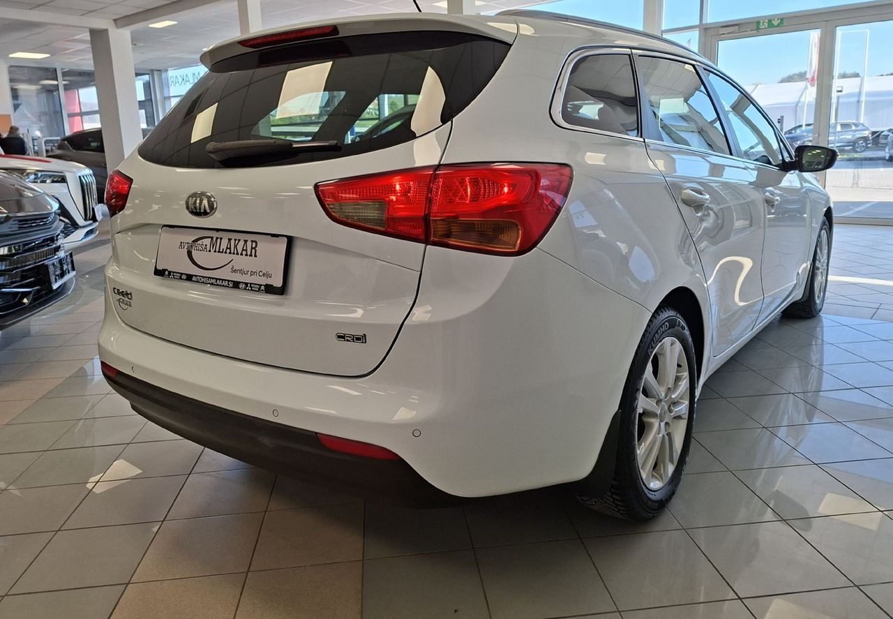 Zunanja slika - KIA Ceed - SW 1.4 CRDi EX Style-LED-PDC-ODLIČEN- - 4