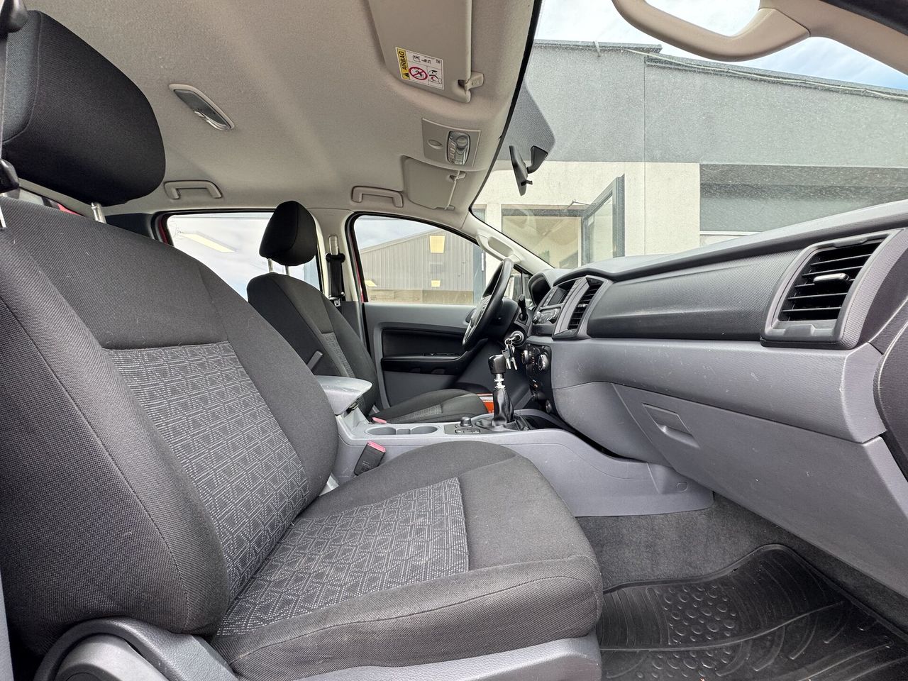 Zunanja slika - Ford Ranger - XL 2.2 TDCi 160KM 4x4 Dvojna kabina - SLO POREKLO - 12