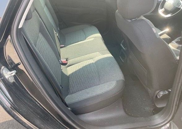 Zunanja slika - Citroën C4 - 1.2 PureTech 110 Feel.VELIK SERVIS.SAMO 103.000 KM - 10