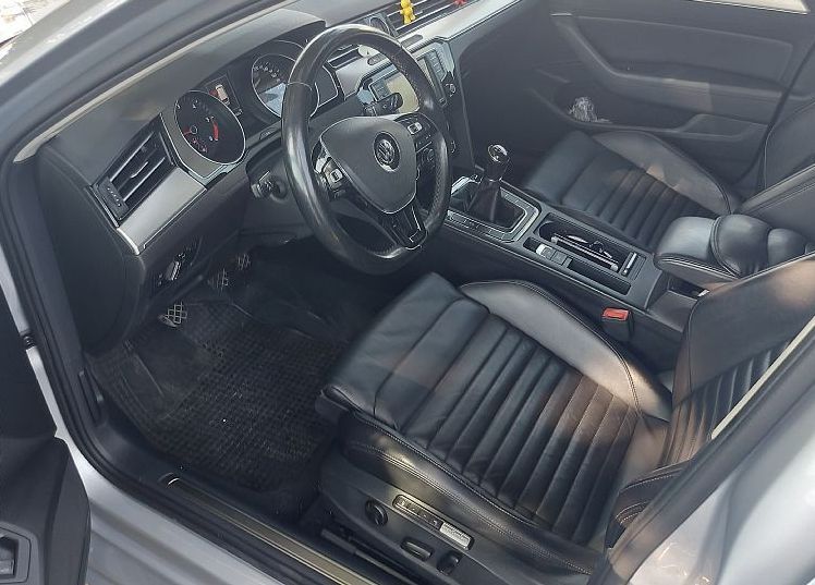 Zunanja slika - VW Passat - Variant 2.0 TDI BMT Highline ACC KAMERA USNJE MEMORY - 8