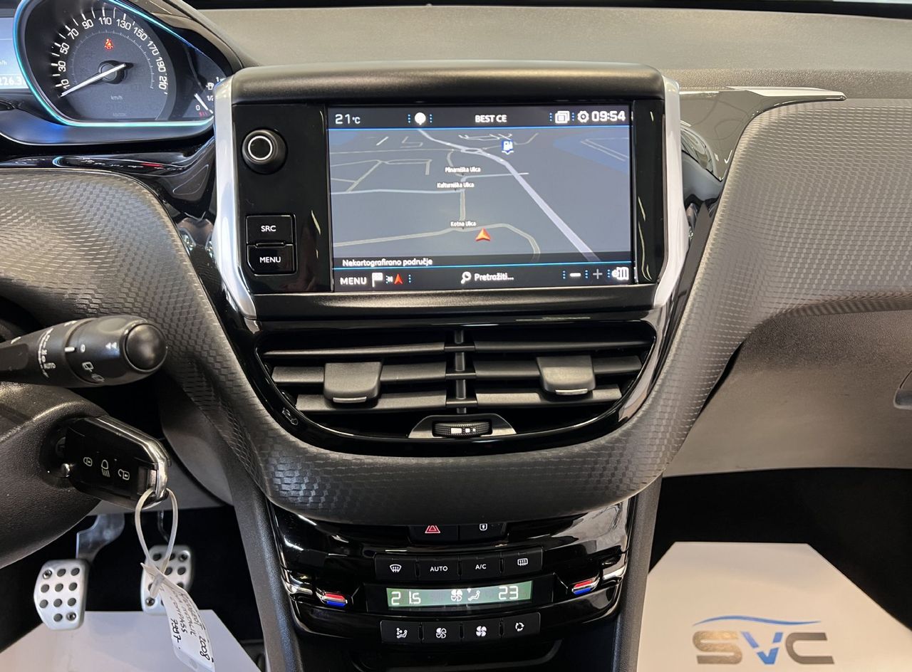 Zunanja slika - Peugeot 2008 - 1.2-110KM-VELIK SERVIS-CROSSWAY-JAMSTVO-OBROK 90€ - 15